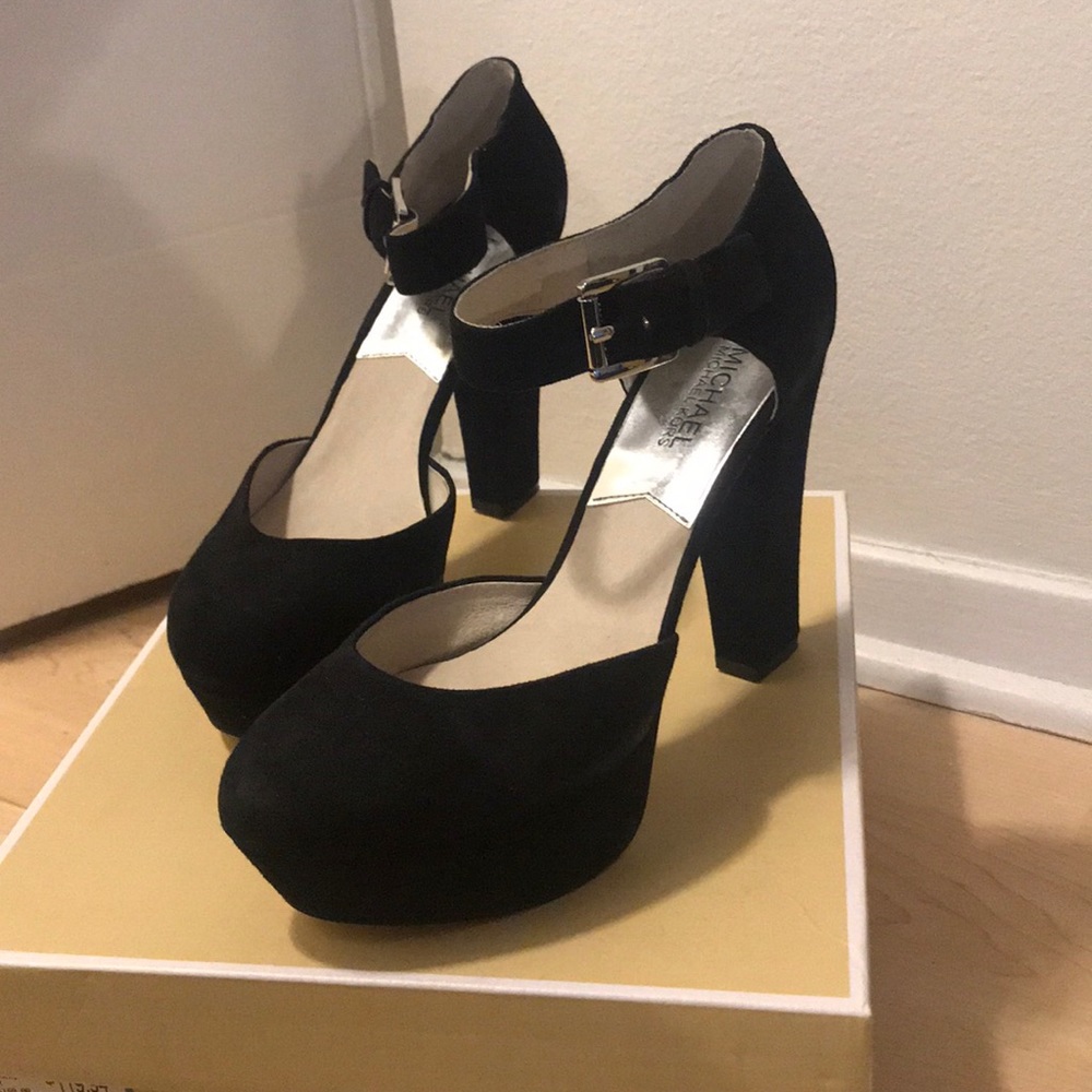 Never been worn Michael Kors platform heels